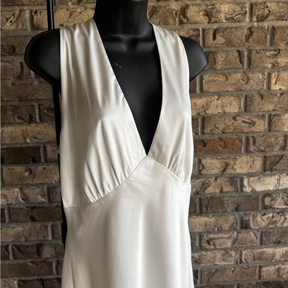 Abercrombie & Fitch Plunge Cowl Back Maxi Dress Size Large - Picture 5 of 9